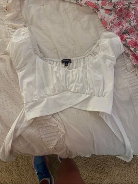 Dry Goods White Puff Sleeve Ruched Tie-Back Crop Top